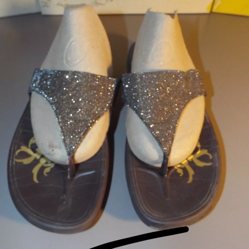 Sketchers glittery Tone ups 9